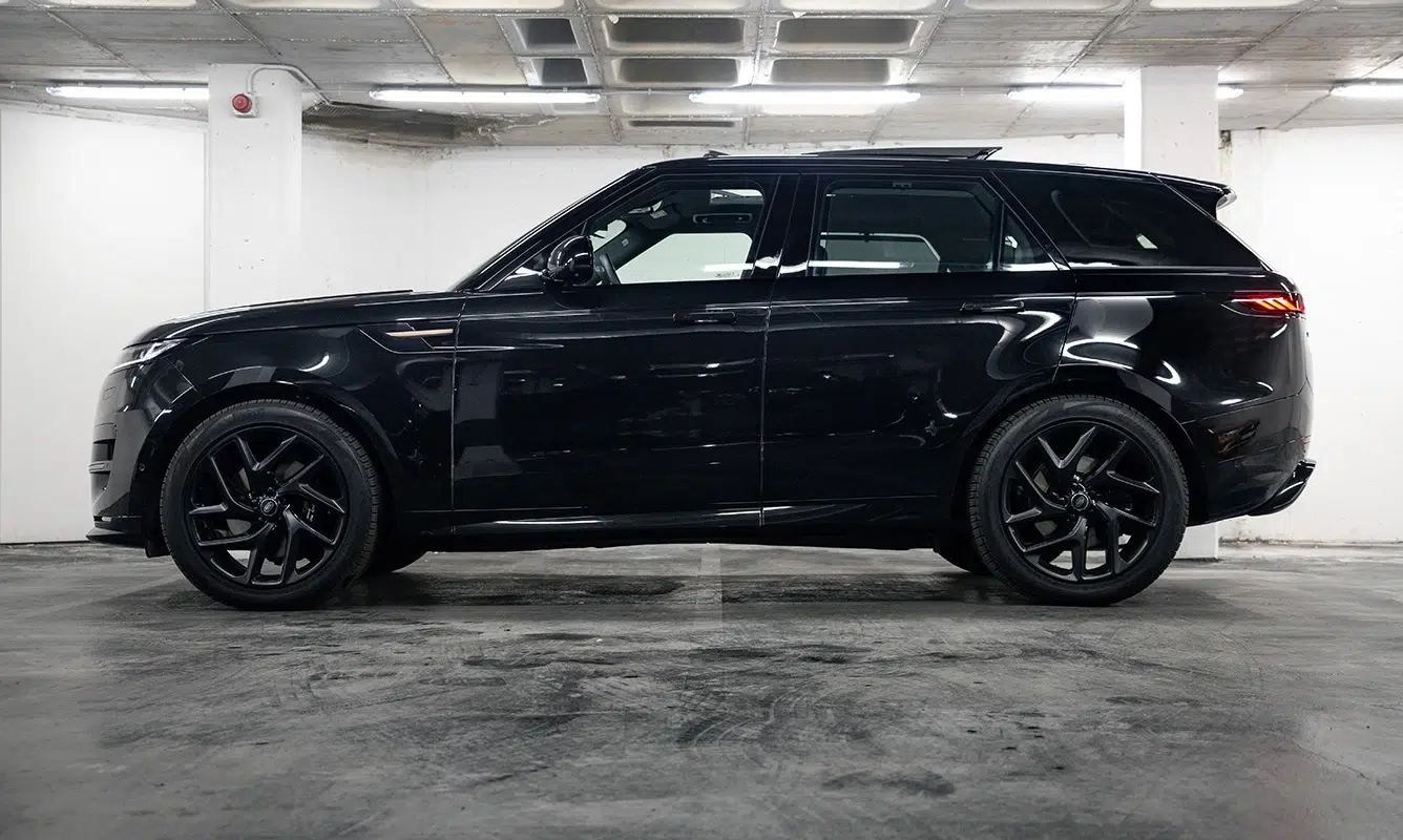 BMW X7 M Side